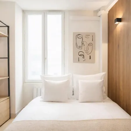 Montparnasse Deluxe Apartmán